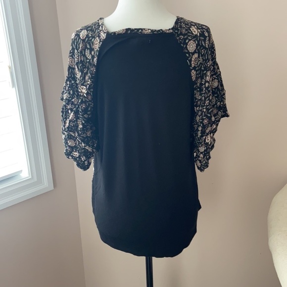 𝅺maurice's Floral Top - Picture 2 of 4